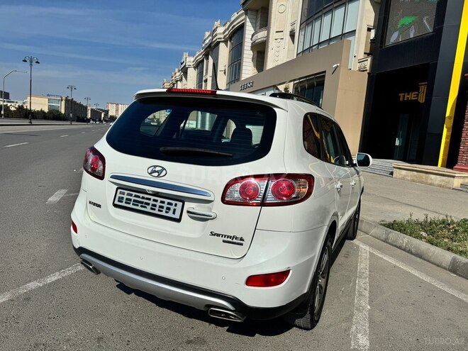 Hyundai Santa Fe-3
