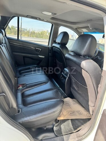 Hyundai Santa Fe-10