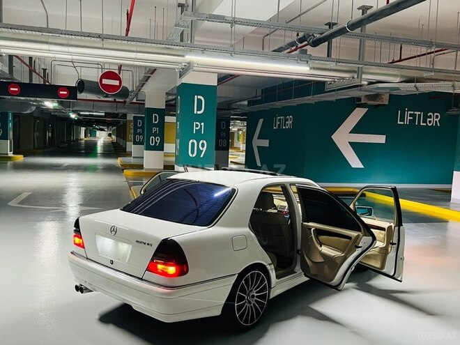 Mercedes C 230 1998, 200,060 km - 2.3 л - Bakı