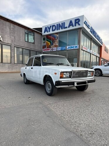 LADA (VAZ) 2107 2009, 88,000 km - 1.6 l - Bakı