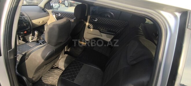 Renault Megane-7