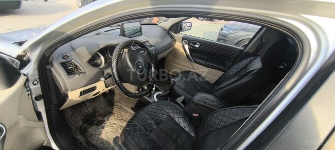 Renault Megane-5