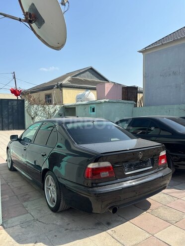 BMW 528 2000, 380,000 km - 2.8 л - Bakı