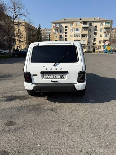 LADA (VAZ) Niva-4