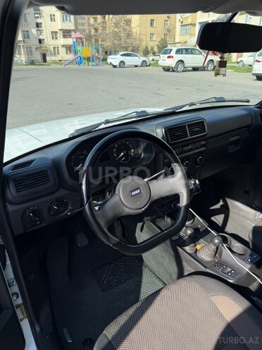 LADA (VAZ) Niva-11