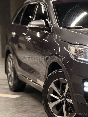 Kia Sorento-6