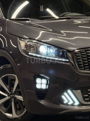 Kia Sorento-7