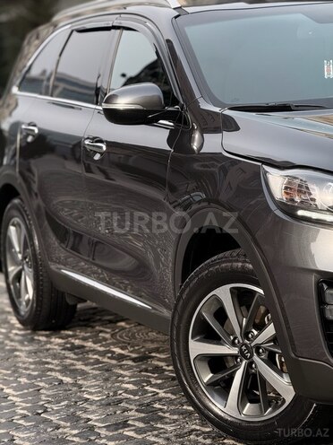 Kia Sorento-3