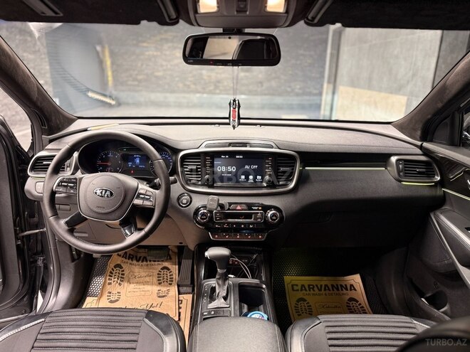 Kia Sorento-11