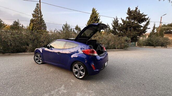 Hyundai Veloster-2