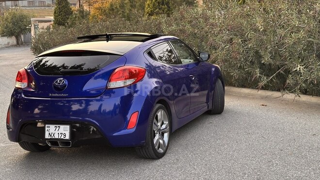 Hyundai Veloster-7
