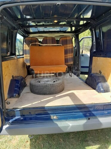 Ford Transit-3