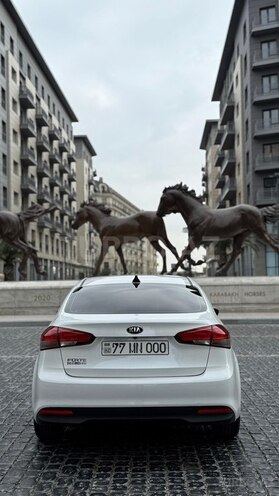 Kia Forte-2