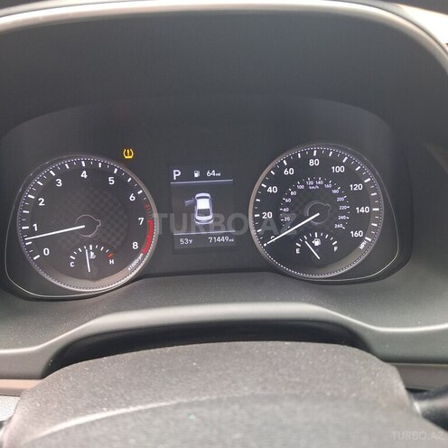 Hyundai Elantra-16