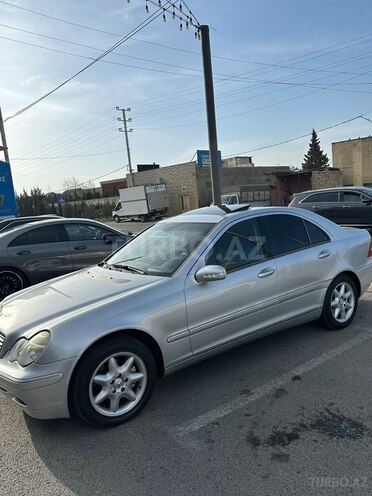Mercedes C 240 2001, 362,400 km - 2.6 л - Bakı