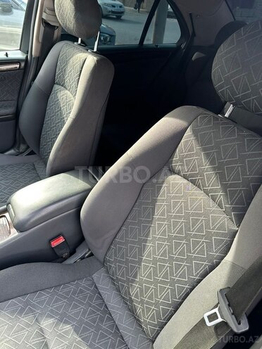Mercedes C 240 2001, 362,400 km - 2.6 л - Bakı