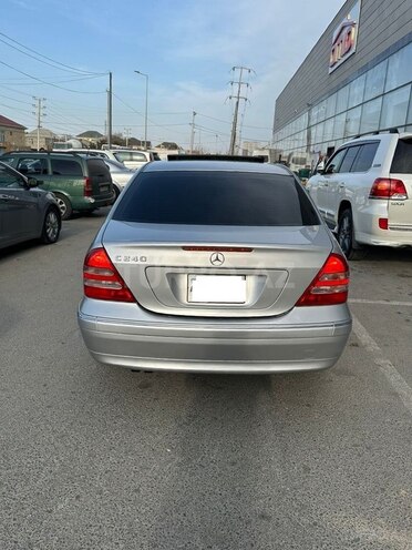 Mercedes C 240 2001, 362,400 km - 2.6 л - Bakı