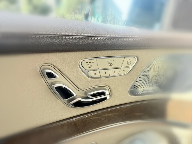 Mercedes S 560 e-14