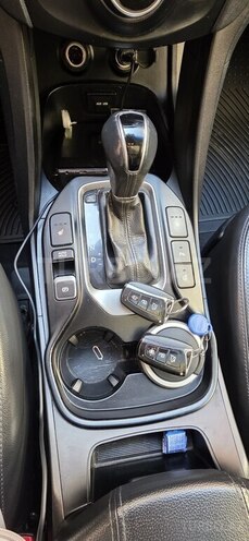 Hyundai Santa Fe-7