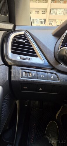 Hyundai Santa Fe-8