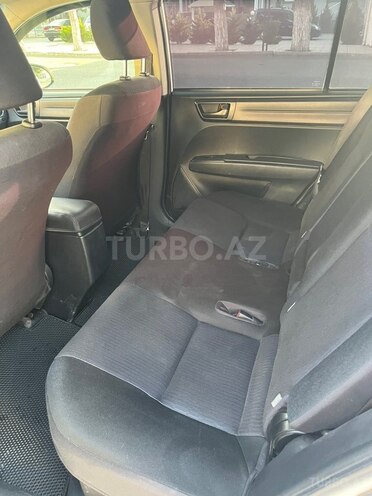 Toyota Corolla Fielder-7