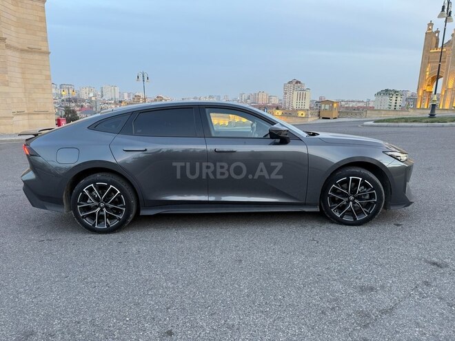Changan  2025, 15,610 km - 1.5 л - Bakı