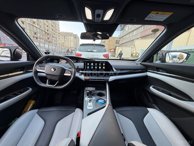 Changan  2025, 15,610 km - 1.5 л - Bakı