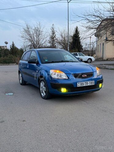 Kia Rio-2