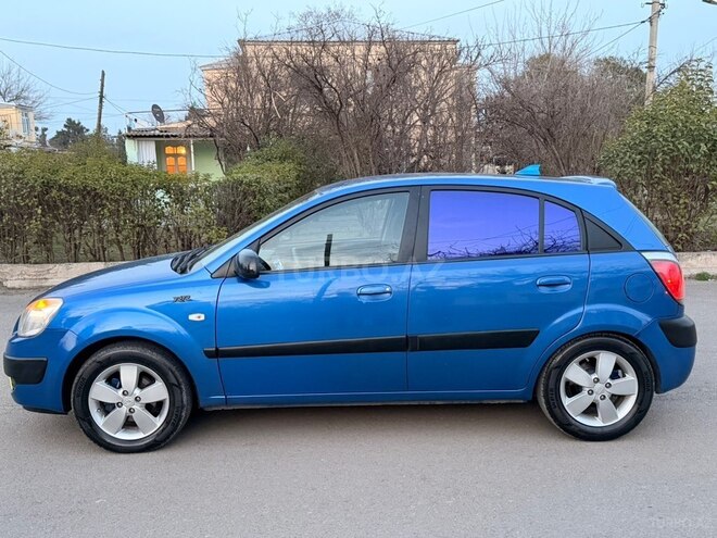 Kia Rio-7