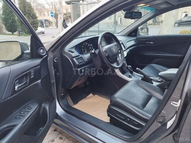 Honda Accord-19