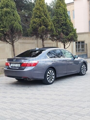 Honda Accord-13