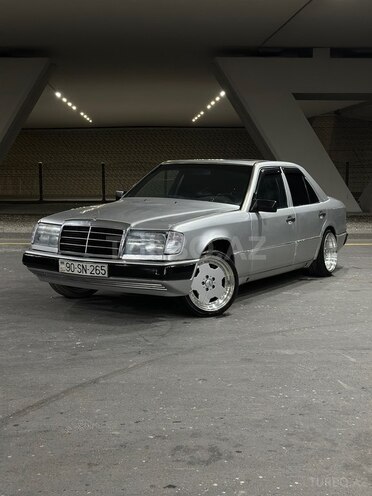 Mercedes  1991, 300,000 km - 2.0 l - Bakı