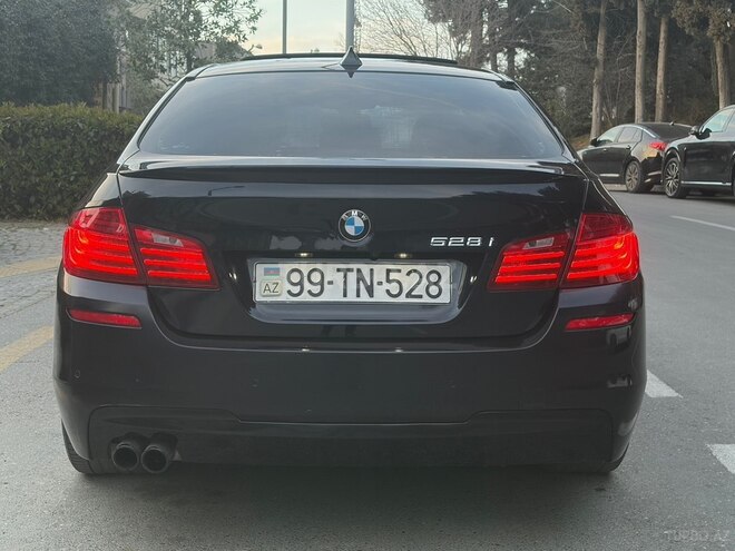 BMW 528-7