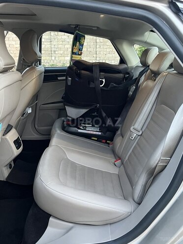 Ford Fusion (North America)-5