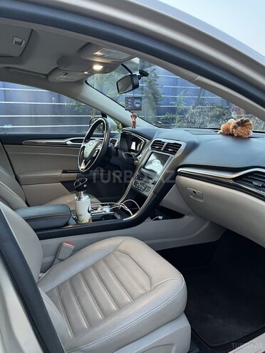Ford Fusion (North America)-6