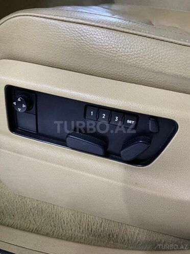 Volkswagen Touareg-9