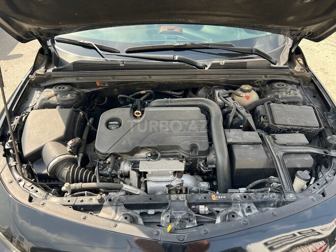 Chevrolet Malibu-7