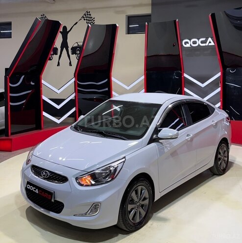 Hyundai Accent-2