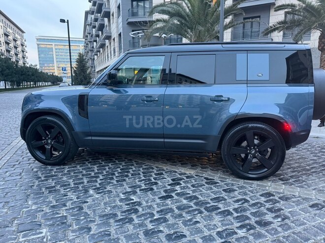 Land Rover Defender-5