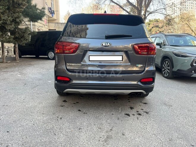 Kia Sorento-3