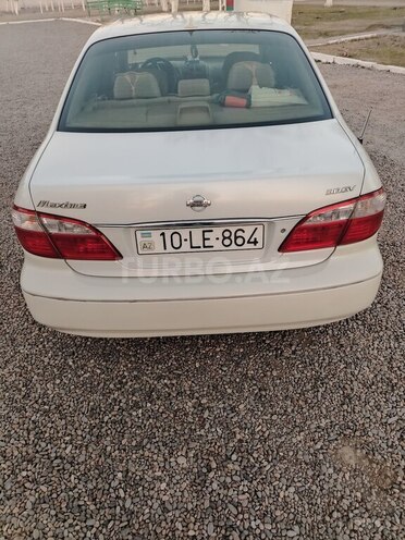 Nissan Maxima-7