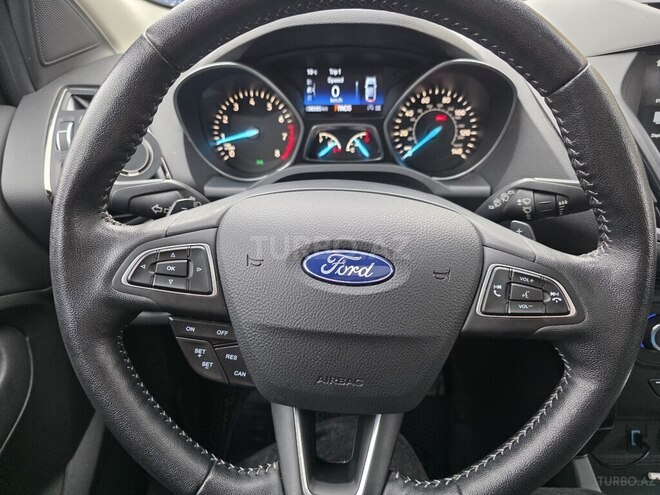 Ford Escape-15