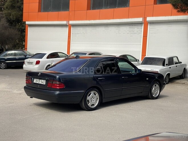 Mercedes E 200 1997, 241,540 km - 2.0 l - Bakı