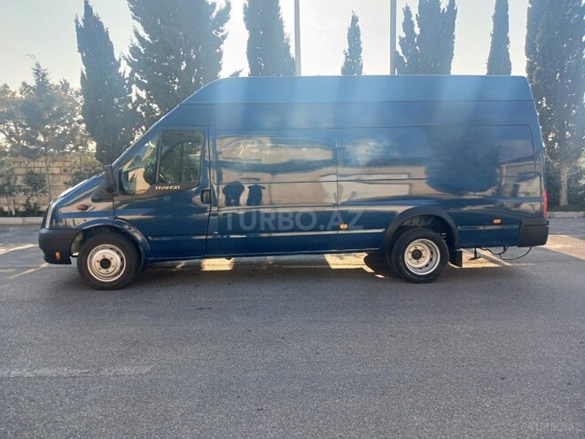 Ford Transit-2