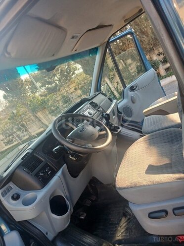 Ford Transit-8