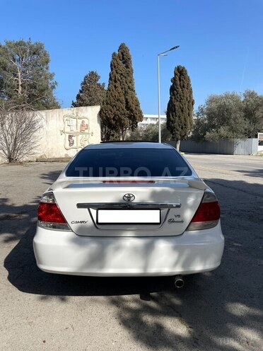 Toyota Camry-4