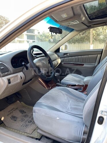 Toyota Camry-10