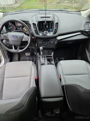 Ford Escape-12
