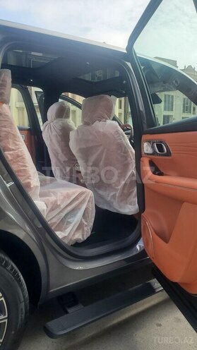 Geely Galaxy M9-5