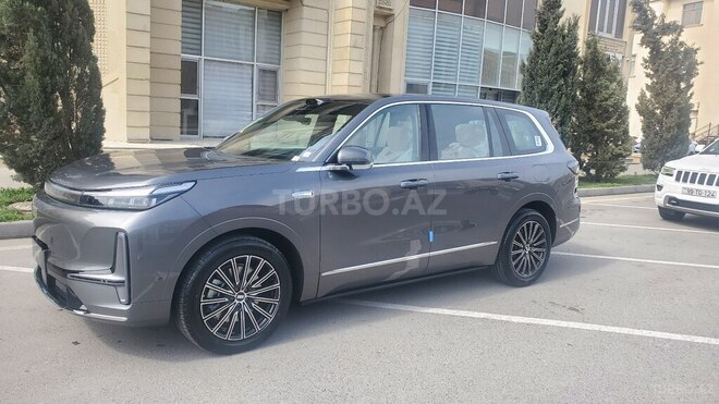 Geely Galaxy M9-12